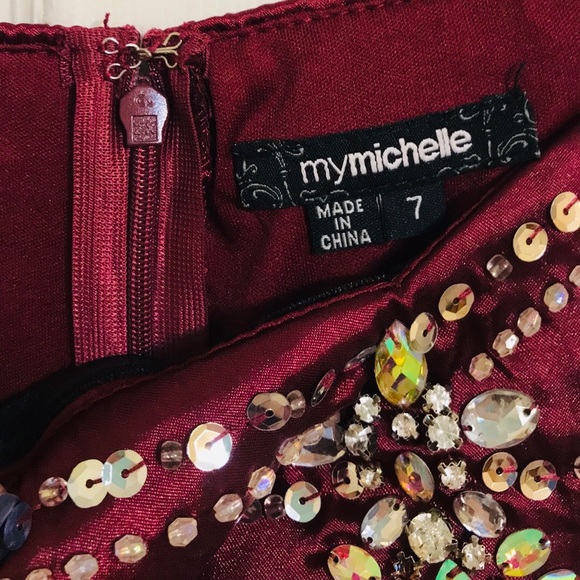 Formal Dress - Picture 4 of 4